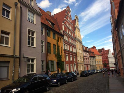 Eine Nebenstraße in Stralsund