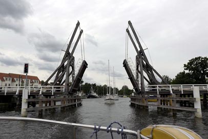 Klappbrücke in Wieck